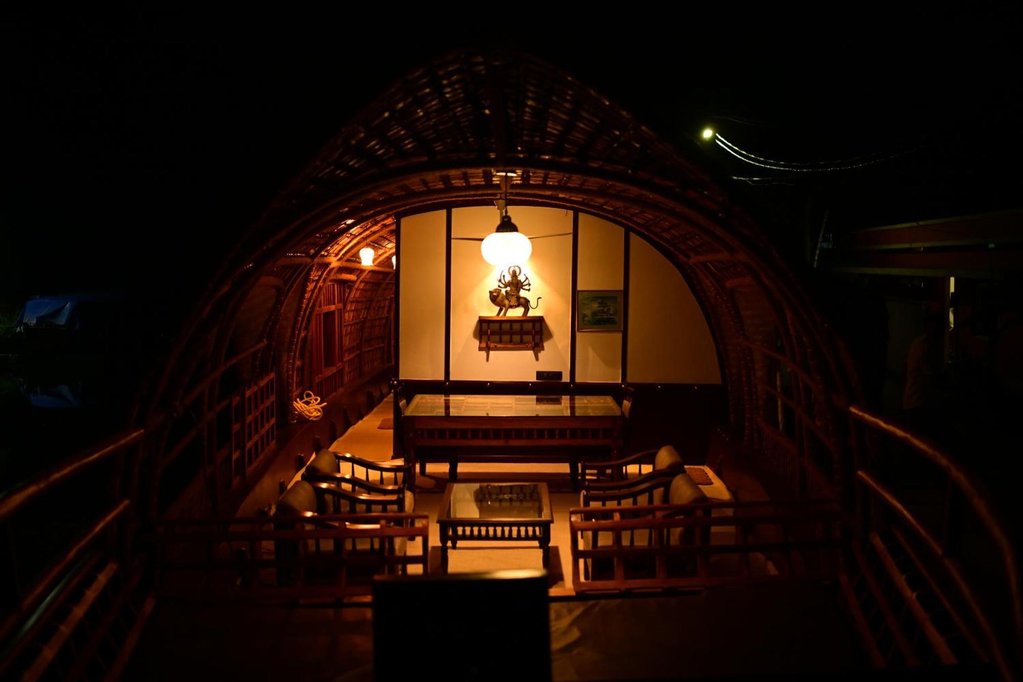 Thara'S Houseboat Otel Alappuzha Dış mekan fotoğraf