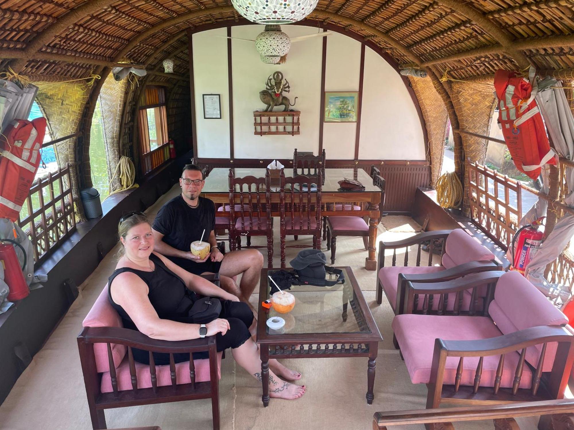 Thara'S Houseboat Otel Alappuzha Dış mekan fotoğraf